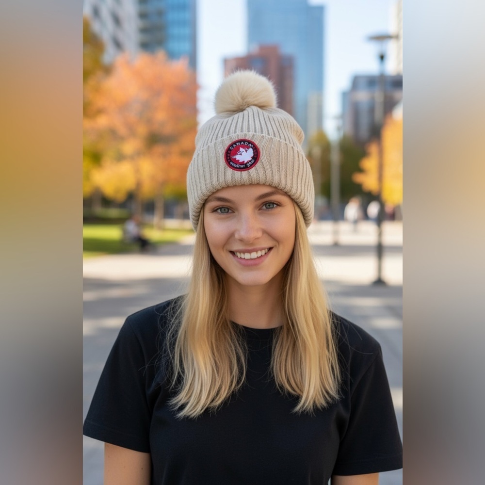 Canada Weather Gear Women’s Knit Beanie with Faux Fur Pom & Thermal Plush Lining